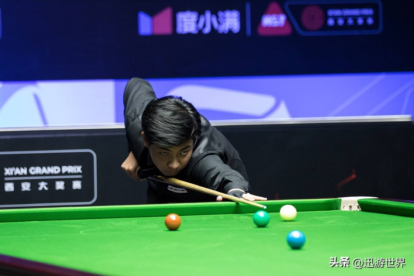 眼前一亮 眼前一亮