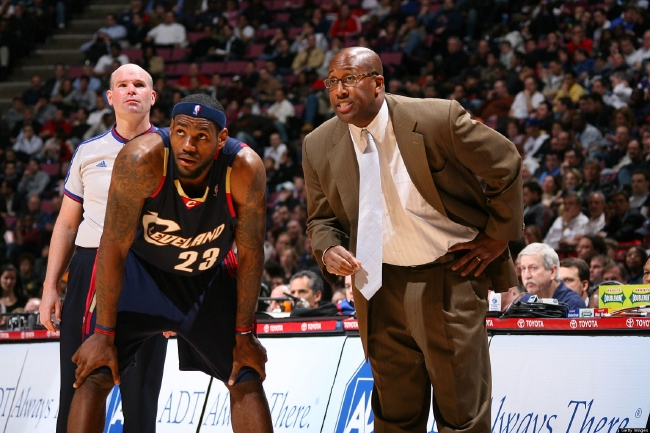 用趋势或事 用趋势或事